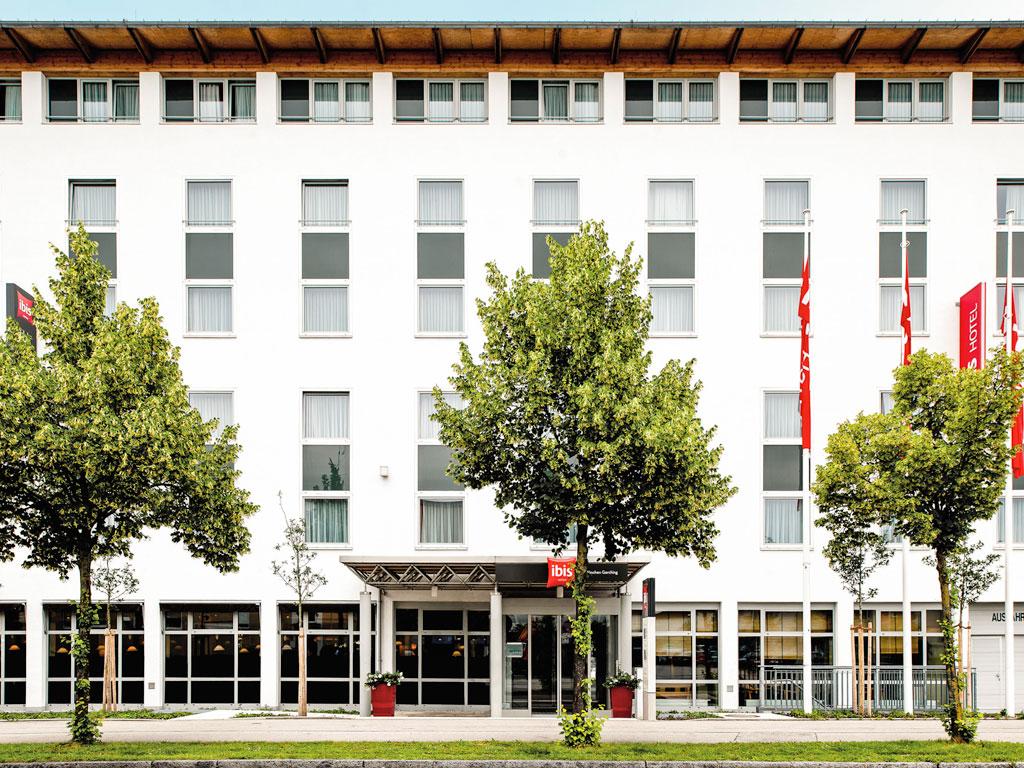 Ibis Hotel Muenchen Garching Garching bei Muenchen Exterior photo