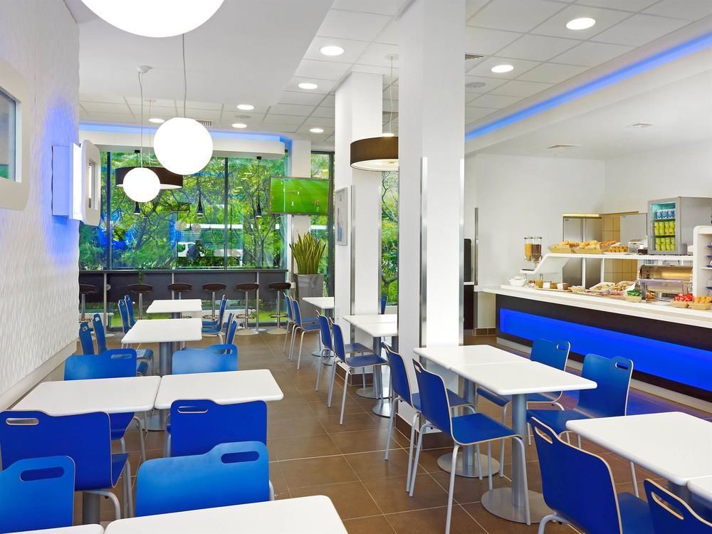 Ibis Hotel Muenchen Garching Garching bei Muenchen Exterior photo