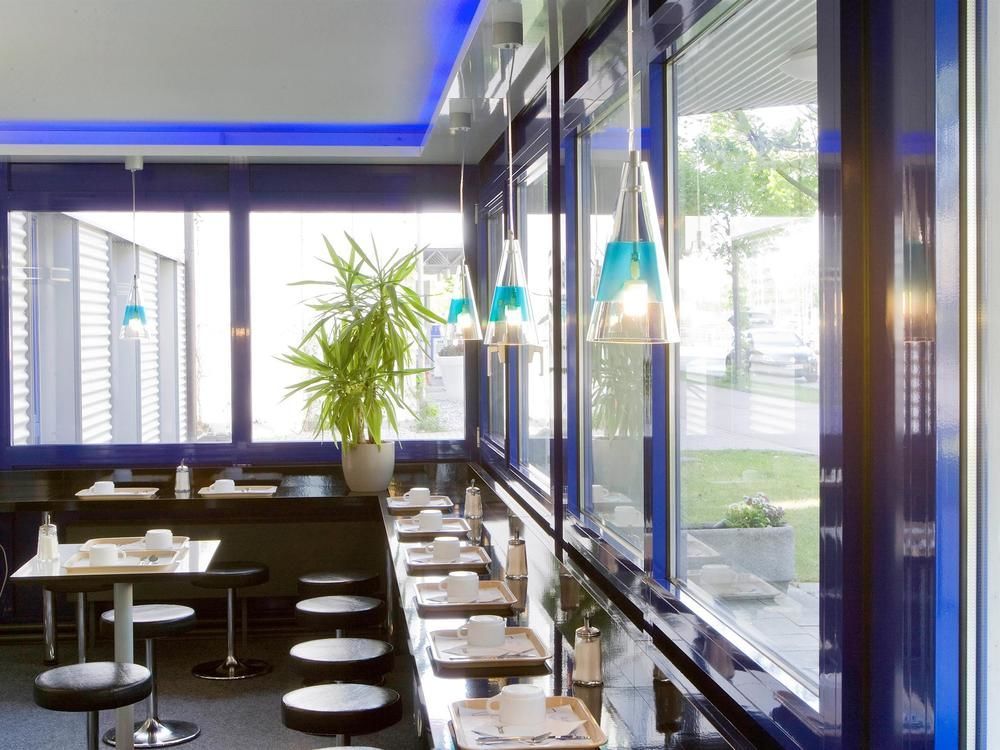 Ibis Hotel Muenchen Garching Garching bei Muenchen Exterior photo